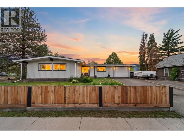 2388 COLDWATER Avenue, Merritt