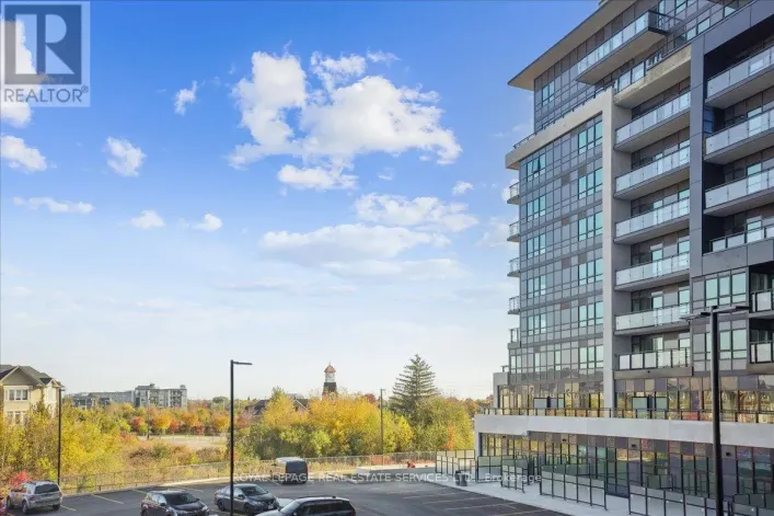 239 - 395 DUNDAS STREET W, Oakville