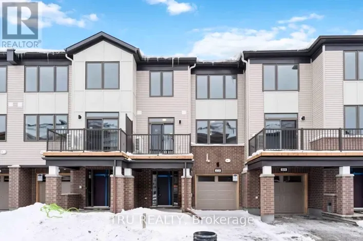 Row / Townhouse for sale: 239 ANYOLITE PRIVATE, Ottawa