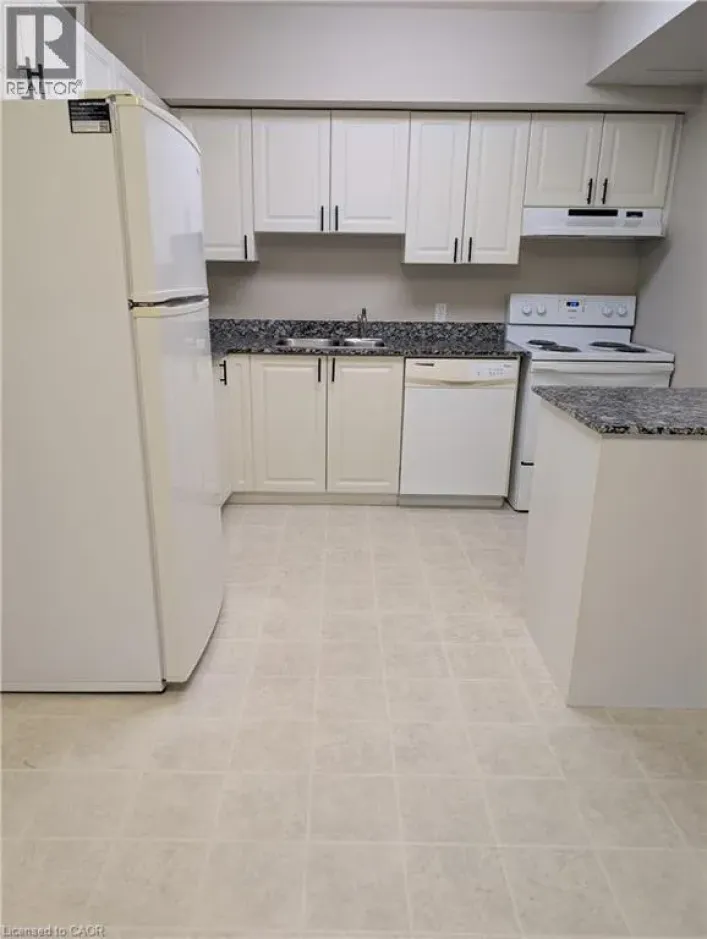 239 AUBURN Drive Unit# 611, Waterloo