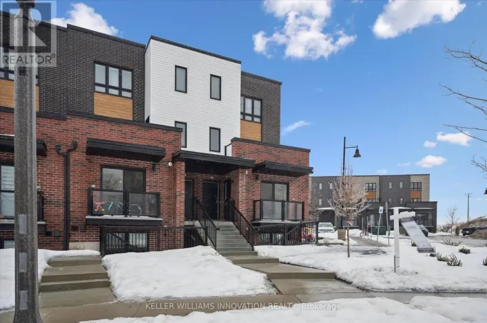 239 CHAPEL HILL DRIVE, Kitchener