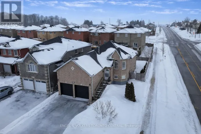 239 COUNTRY LANE, Barrie