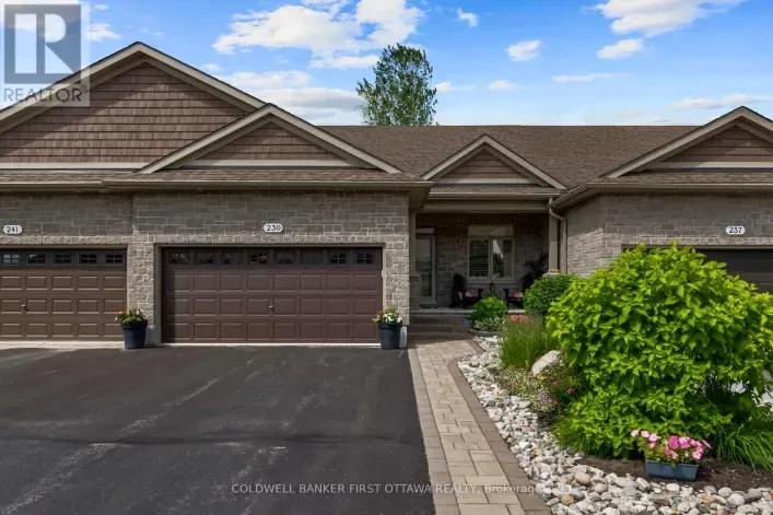 Row / Townhouse for sale: 239 ROYAL LANDING GATE, North Grenville