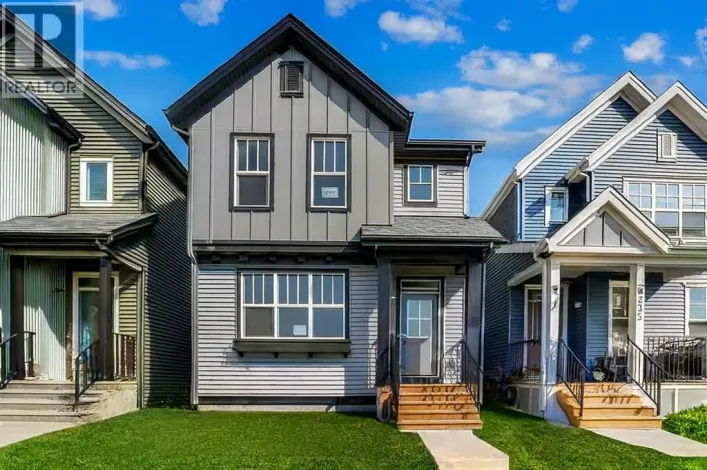 239 Savoy Landing SE, Calgary