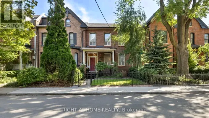 Row / Townhouse for sale: 239 SEATON STREET, Toronto