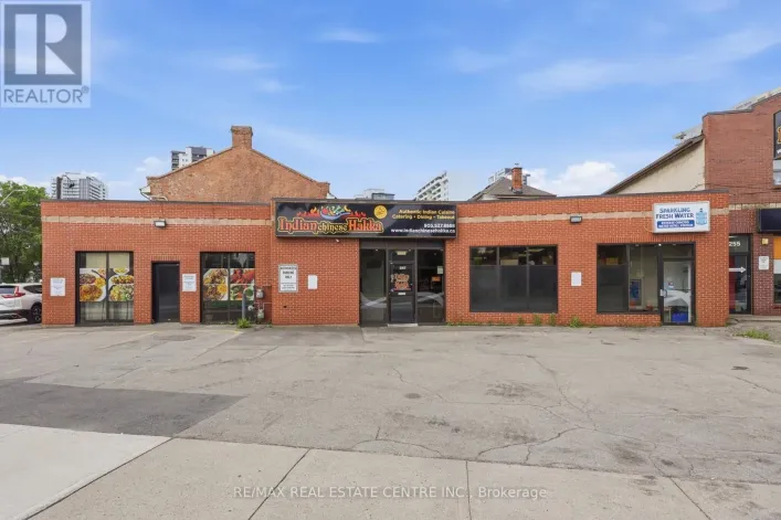 239 YORK BOULEVARD, Hamilton