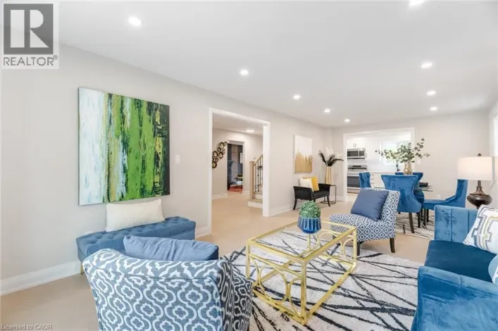 2392 ARNOLD Crescent, Burlington