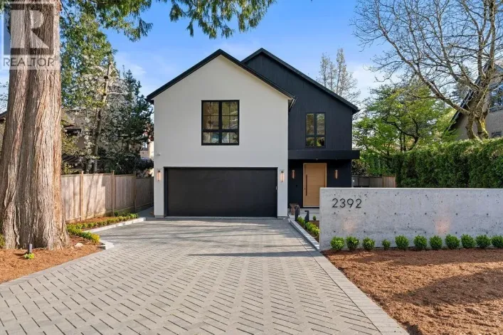 2392 LAWSON AVENUE, West Vancouver