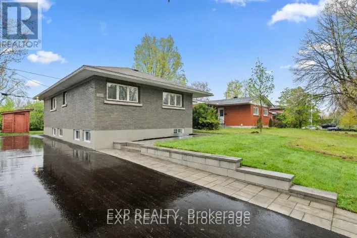 2393 SHELDON AVENUE, Ottawa