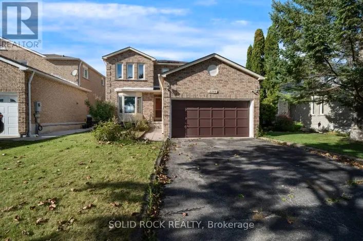 2394 STRATHMORE CRESCENT, Pickering