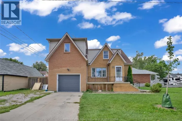 2397 CHANDLER, Windsor