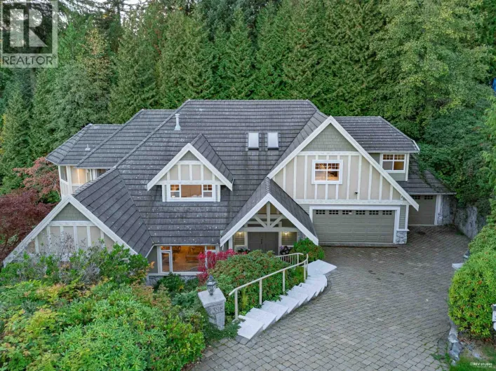 2398 CONSTANTINE PLACE, West Vancouver
