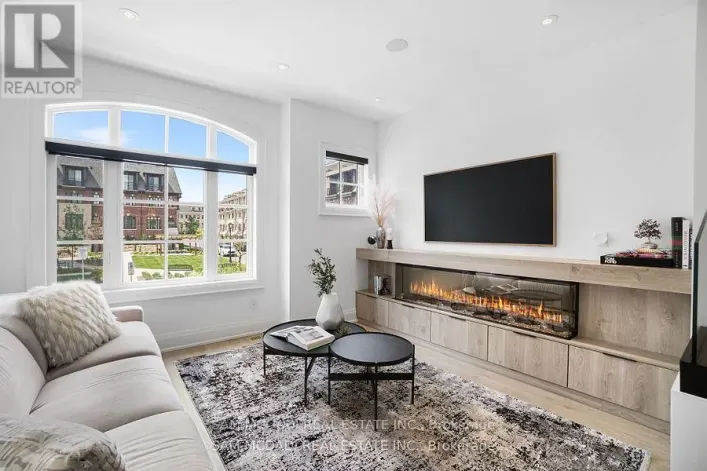 24 - 10 LUNAR CRESCENT, Mississauga