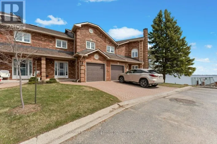 24 - 1098 KING STREET W, Kingston