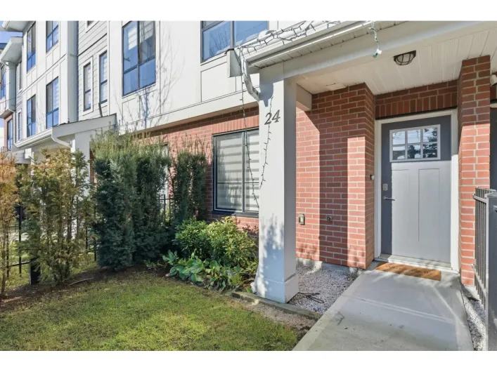 24 11556 72A AVENUE, Delta
