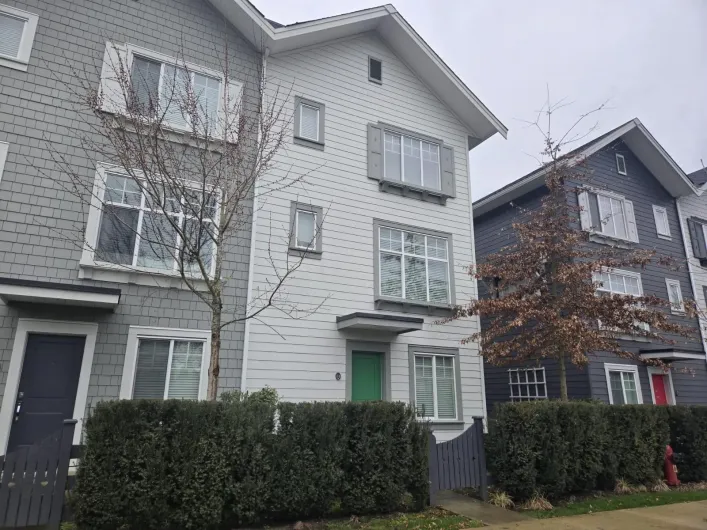 24 15489 99A AVENUE, Surrey