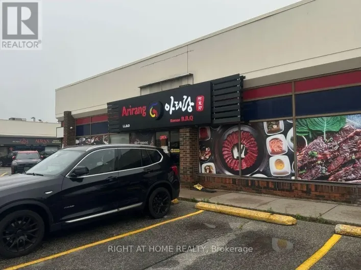 24 - 180 STEELES AVENUE W, Vaughan