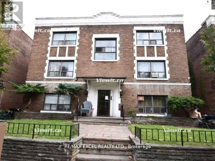 Apartment for rent: 24 - 1A ELM GROVE AVENUE, Toronto