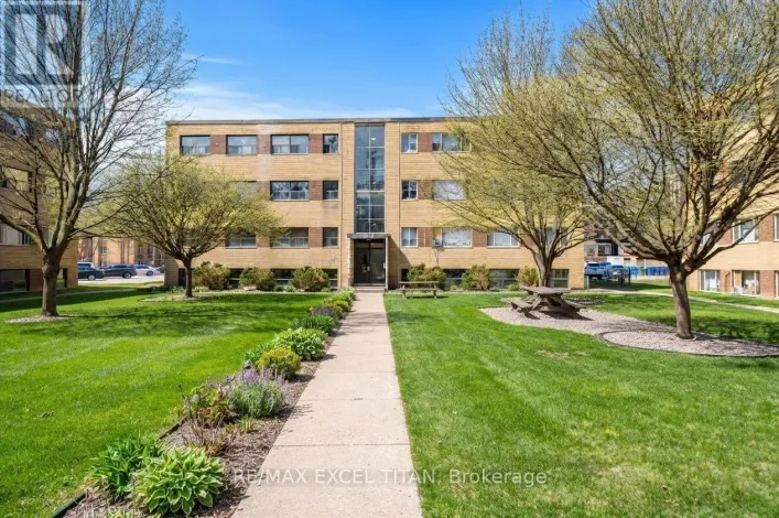 24 - 2035 PROSPECT STREET, Burlington