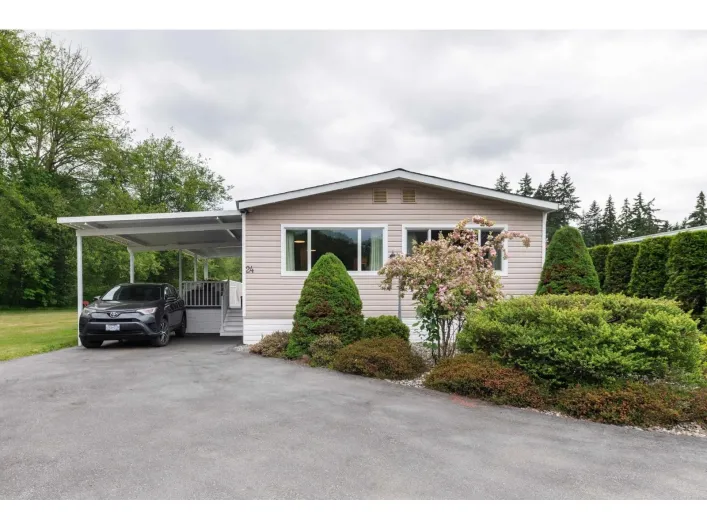 24 2270 196 STREET, Langley