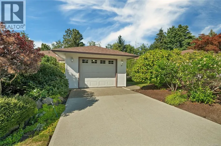 24 251 McPhedran Rd, Campbell River