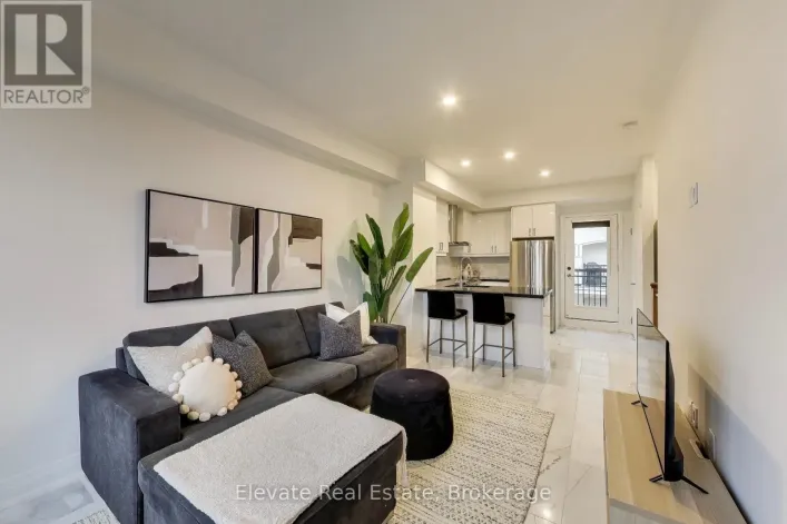24 - 3083 CAWTHRA ROAD, Mississauga