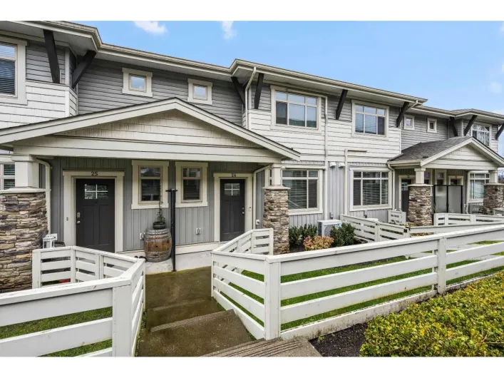 24 34230 ELMWOOD DRIVE, Abbotsford