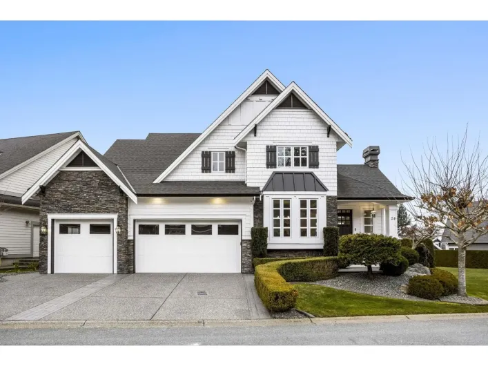 24 3800 GOLF COURSE DRIVE, Abbotsford
