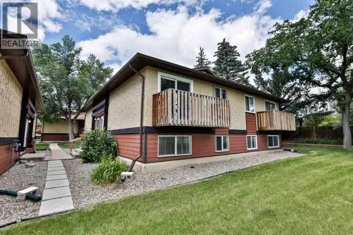 24, 5 Acadia Road W, Lethbridge
