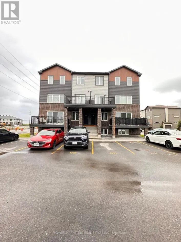 24 - 701 AMBERWING PRIVATE, Ottawa