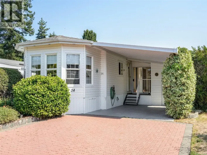 24 7401 Central Saanich Rd, Central Saanich