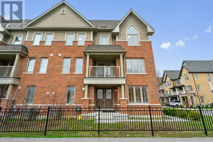24 AMULET WAY, Whitby
