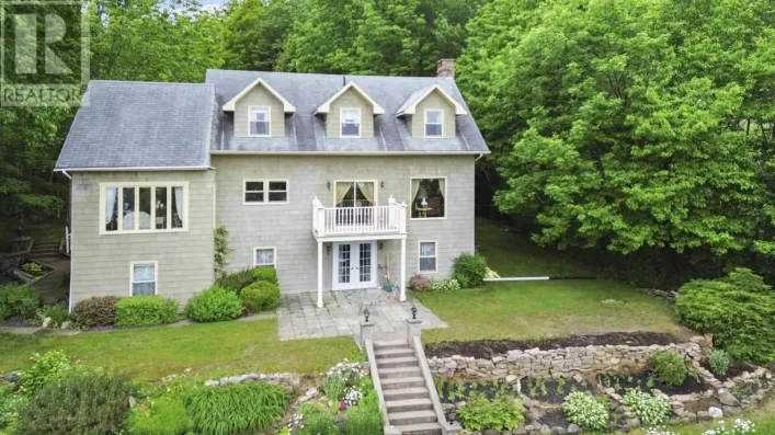 24 Annavista Heights, Bay View