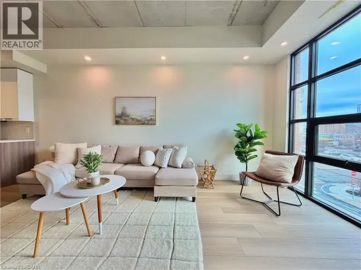 24 AUGUSTA Street Unit# 205, Hamilton