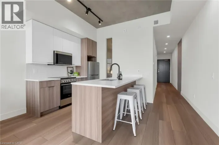 24 AUGUSTA Street Unit# 806, Hamilton