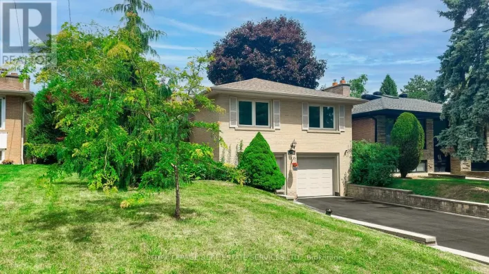24 BURLEIGH HEIGHTS DRIVE, Toronto