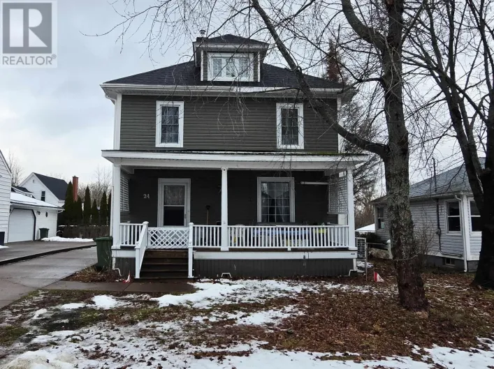 24 Claremont Avenue, Stellarton