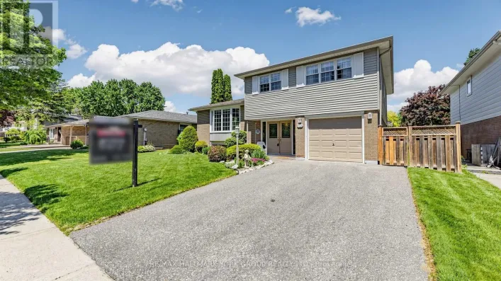 24 DEVINS DRIVE, Aurora