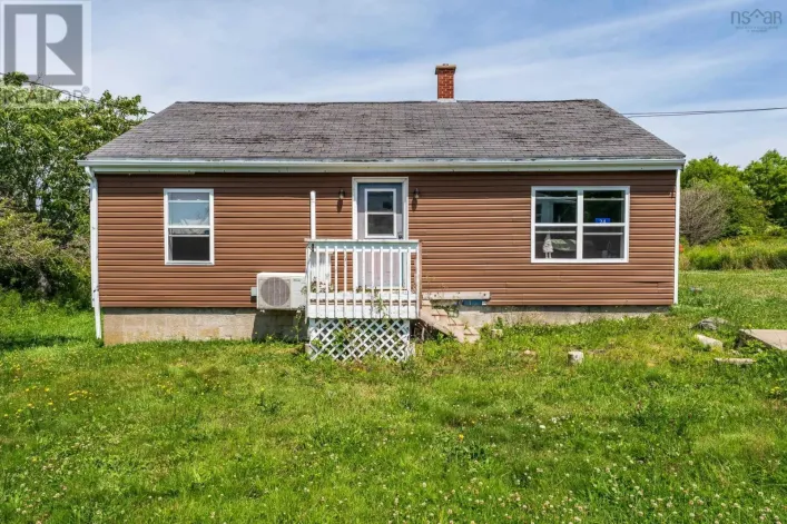 24 Doucet Wharf Road, Lower Wedgeport