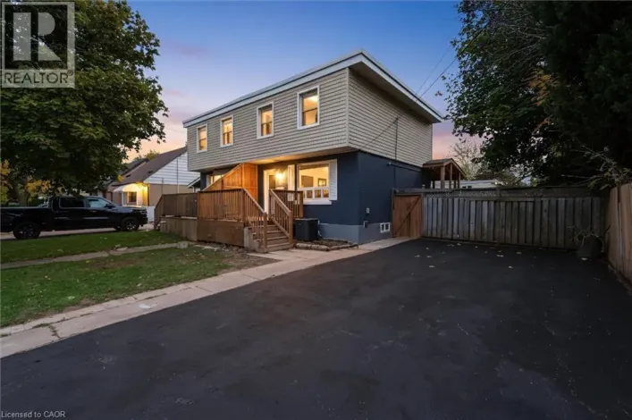 24 EATON Place, Hamilton