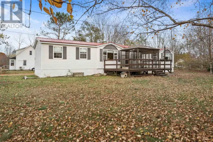 24 Eddy Street, Parrsboro