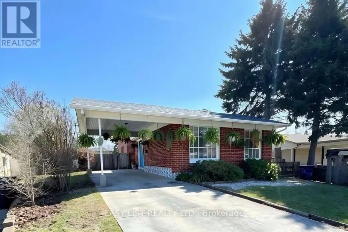 House for sale: 24 ELMVALE CRESCENT, Toronto