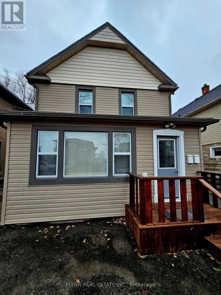 24 EMPIRE STREET, Welland