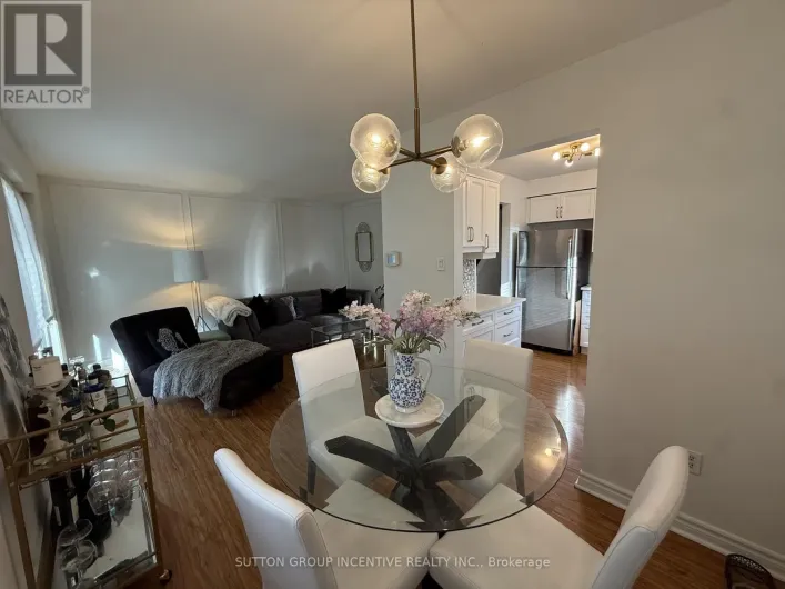 24 FROST TRAIL, Barrie
