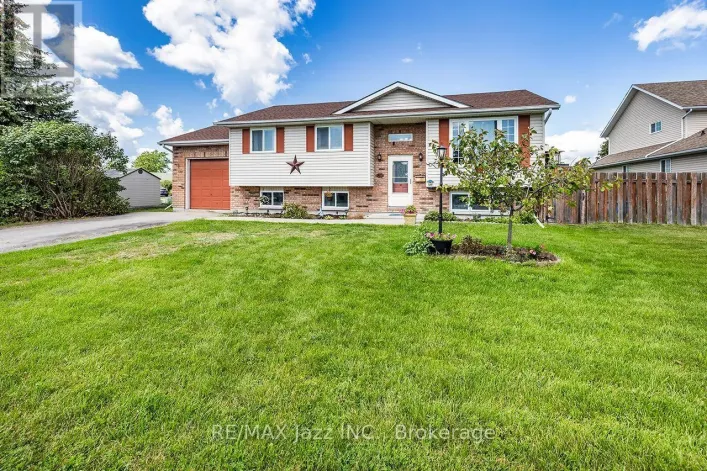 24 GLENN DRIVE, Quinte West