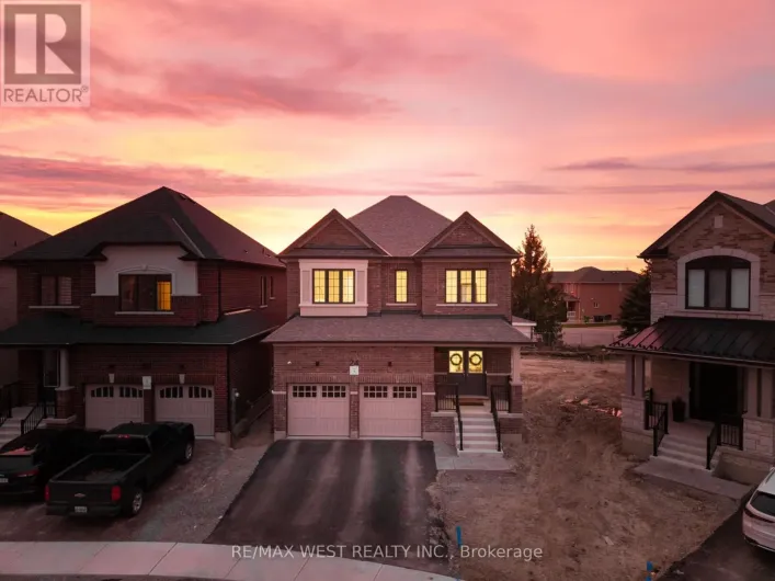 24 HANTON CRESCENT, Caledon