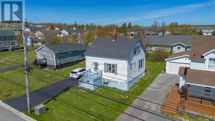 24 Highland Street   B1A 2T5 Street, Glace Bay