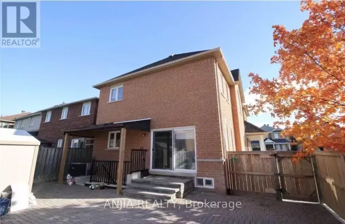 24 JENMAT DRIVE, Markham