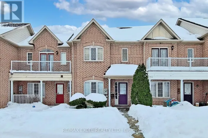 24 JOHN GARY DRIVE, Markham