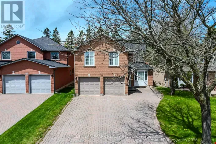 House for sale: 24 LOYAL BLUE CRESCENT, Richmond Hill